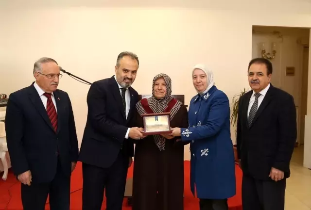 Başkan Aktaş, Kadın Esnaflarla Buluştu Başkan Aktaş, Kadın Esnaflarla Buluştu