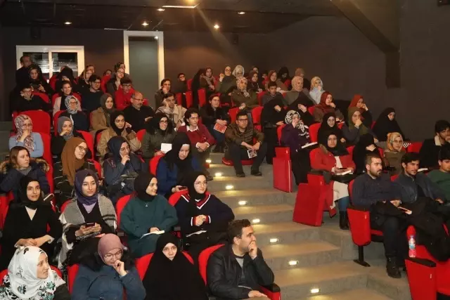 Ödüllü Yazar Osm'de Okurlarıyla Buluştu