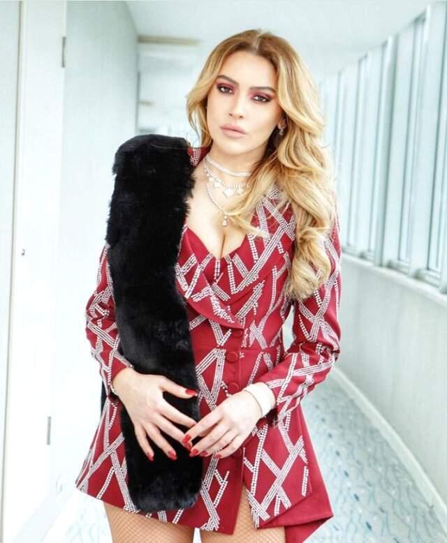 Şarkıcı Hadise, En Büyük Hayalini Gerçekleştirdi