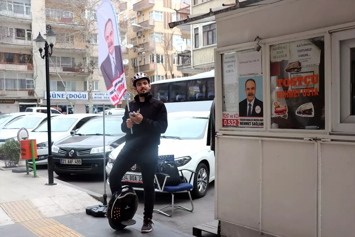 Tek Teker' ile Seçmenden Babasına Oy İstiyor