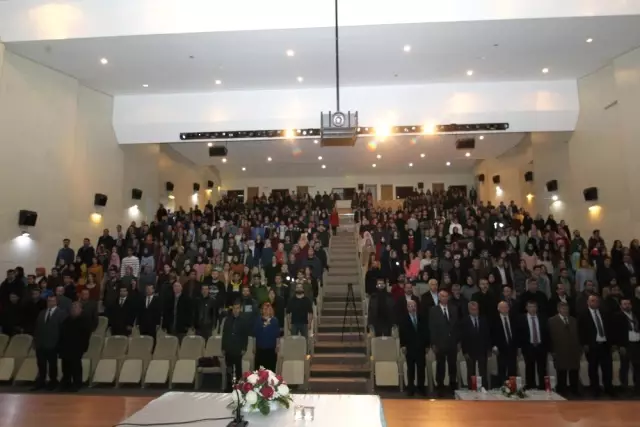 Beü'de 18 Mart Şehitleri Anma Günü ve Çanakkale Zaferi'nin 104. Yıldönümü