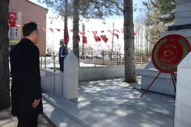 Bitlis'te 18 Mart Şehitleri Anma Günü ve Çanakkale Zaferi'nin 104. Yıldönümü Bitlis'te 18 Mart Şehitleri Anma Günü ve Çanakkale Zaferi'nin 104. Yıldönümü