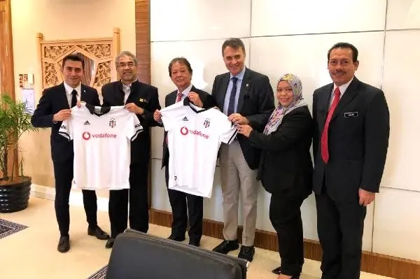 Fikret Orman'dan Malezya Turizm Bakanı Ketapi'ye Ziyaret