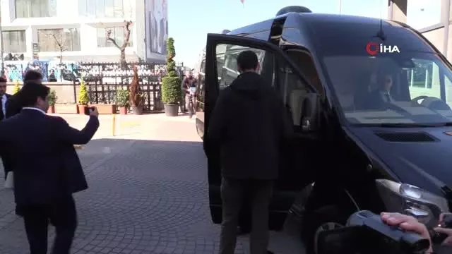 Murat Kurum: 'Türkiye Genelinde Yaklaşık 650 Bin Tapumuzun Devrini Yaptık'