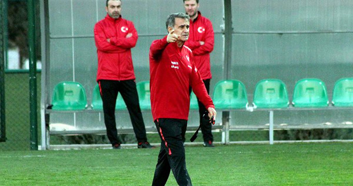 Şenol Güneş, A Milli Takım ile İlk Antrenmanına Çıktı