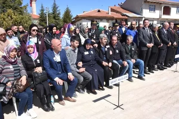 Uzman Çavuş Yaşar Çakır'a Kütahya'da Hüzünlü Tören Uzman Çavuş Yaşar Çakır'a Kütahya'da Hüzünlü Tören