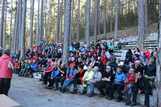 18 Mart ve Şehitler Anısına Kazdağları'na 500 Dağcı Tırmanış Yaptı