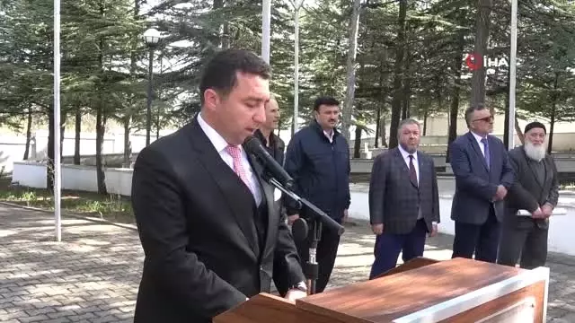 AK Parti Genel Başkan Vekili Numan Kurtulmuş İnönü Savaşları Bozüyük Şehitliğini Ziyaret Etti AK Parti Genel Başkan Vekili Numan Kurtulmuş İnönü Savaşları Bozüyük Şehitliğini Ziyaret Etti