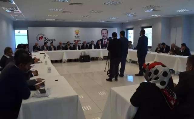 AK Parti Konya Teşkilatında Medya Buluşması AK Parti Konya Teşkilatında Medya Buluşması
