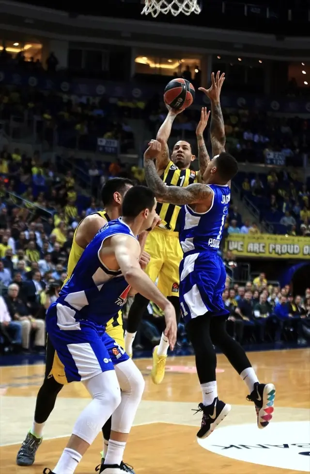 Fenerbahçe Beko, Buducnost VOLI'yi Son Çeyrekteki Oyunuyla 76-67 Yendi Fenerbahçe Beko, Buducnost VOLI'yi Son Çeyrekteki Oyunuyla 76-67 Yendi