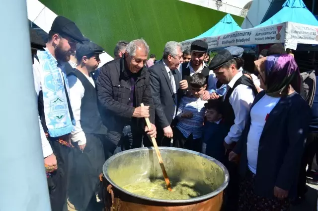 Kahramanmaraş'ta 'Tirşik Şöleni' Kahramanmaraş'ta 'Tirşik Şöleni'