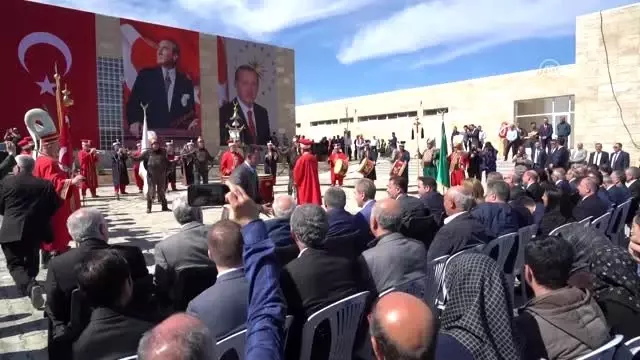 Kurtulmuş: 'Türkiye Yeniden Büyük Güçlü Bir Türkiye Olmak Zorundadır' Kurtulmuş: 'Türkiye Yeniden Büyük Güçlü Bir Türkiye Olmak Zorundadır'