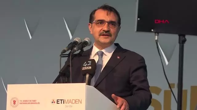 Kütahya Bakan Dönmez Elektrikte Arzımız Talebimizin Üzerine Çıktı Kütahya Bakan Dönmez Elektrikte Arzımız Talebimizin Üzerine Çıktı