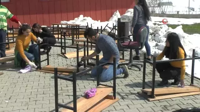 Tiyatrocular Okulu Sil Baştan Yeniledi