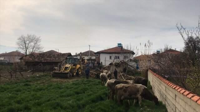 5,5 Büyüklüğündeki Deprem Sonrası Mahalle Camilerinden Anons Sesleri Yükseldi