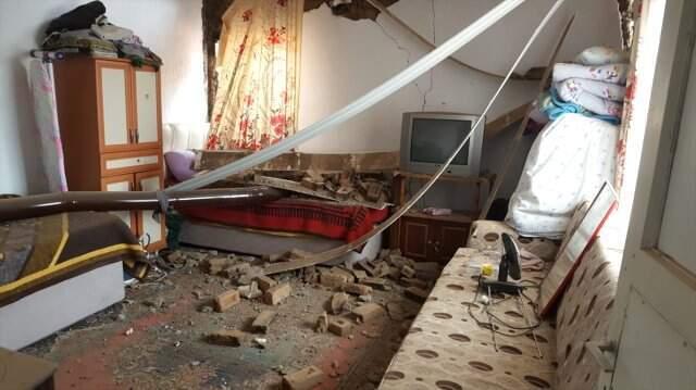 5,5 Büyüklüğündeki Deprem Sonrası Mahalle Camilerinden Anons Sesleri Yükseldi