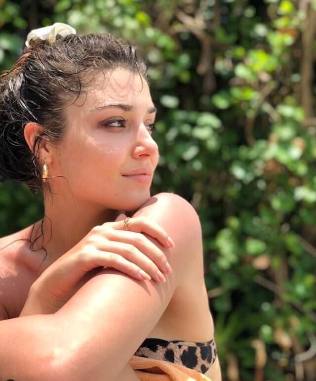 Annesini Kaybeden Hande Erçel, Huzuru Maldivlerde Buldu