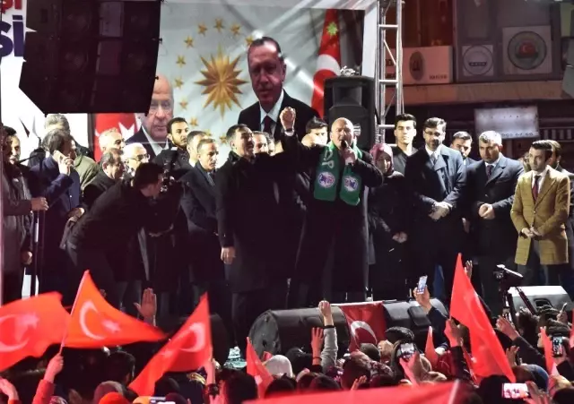 Bakan Soylu: 'Amerika, Ortadoğu'yu Karıştırarak Yönetmeye Çalışıyor' Bakan Soylu: 'Amerika, Ortadoğu'yu Karıştırarak Yönetmeye Çalışıyor'