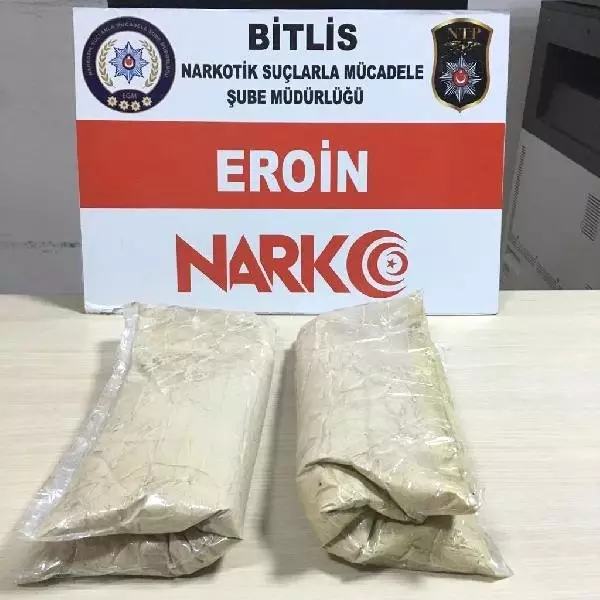 Bitlis'te 2 Kilo 260 Gram Eroin Ele Geçirildi