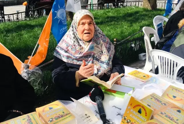 Kendi İmkanıyla Okuma Yazma Öğrenen 75 Yaşındaki Fatma Nine, 4. Kitabını Çıkardı Kendi İmkanıyla Okuma Yazma Öğrenen 75 Yaşındaki Fatma Nine, 4. Kitabını Çıkardı