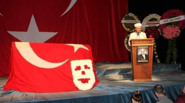 Oyuncu Ümit Yesin Son Yolculuğuna Uğurlanıyor