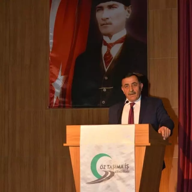 Öz Taşıma İş'ten Tiyatro Etkinliği