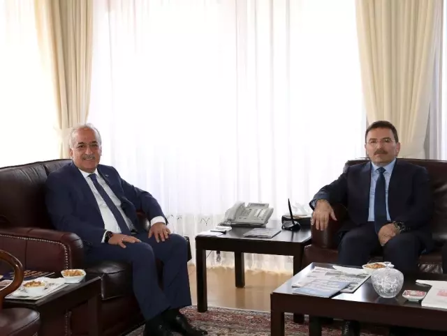 Selami Altınok, Atatürk Üniversitesi'nde Konferans Verdi