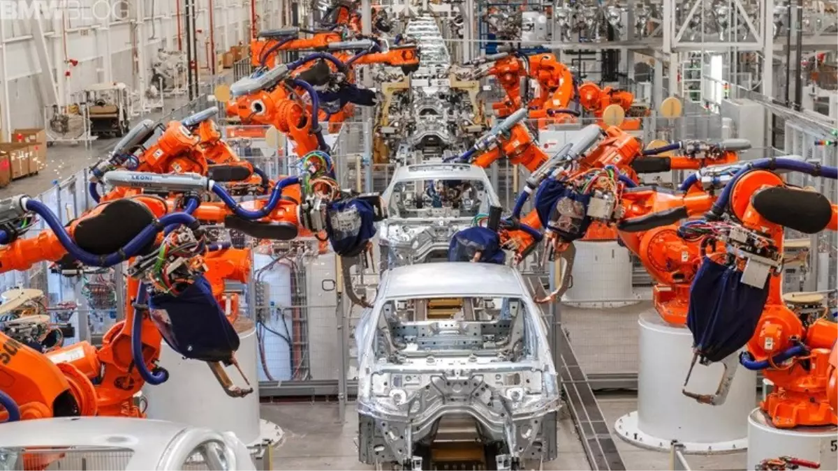 Bmw'nin, Türkçe Yasağını Şikayet Edenleri İşten Çıkaracağı İddia Edildi