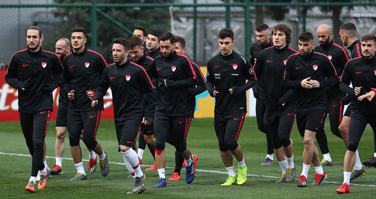 Milli Takımda Hasan Ali Kaldırım İdmanı Yarıda Bıraktı