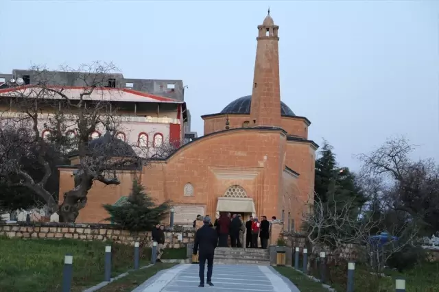 Siirt'teki 'Işık Hadisesi' İzlendi Siirt'teki 'Işık Hadisesi' İzlendi