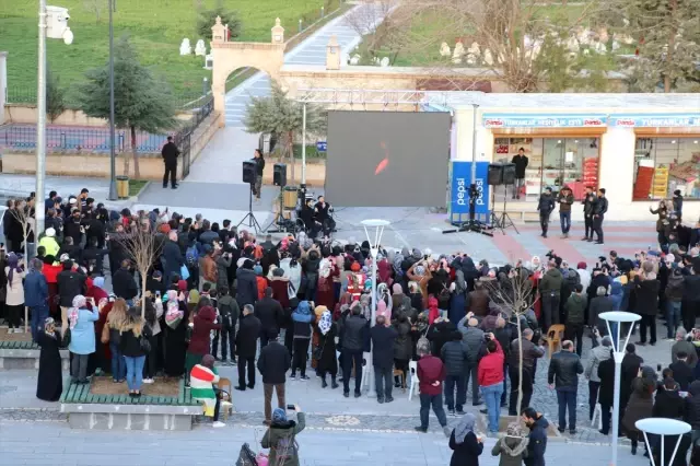 Siirt'teki 'Işık Hadisesi' İzlendi Siirt'teki 'Işık Hadisesi' İzlendi