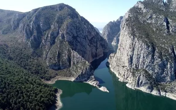 Türkiye'nin 2'nci Büyük Su Kanyonuna Cam Teras Önerisi