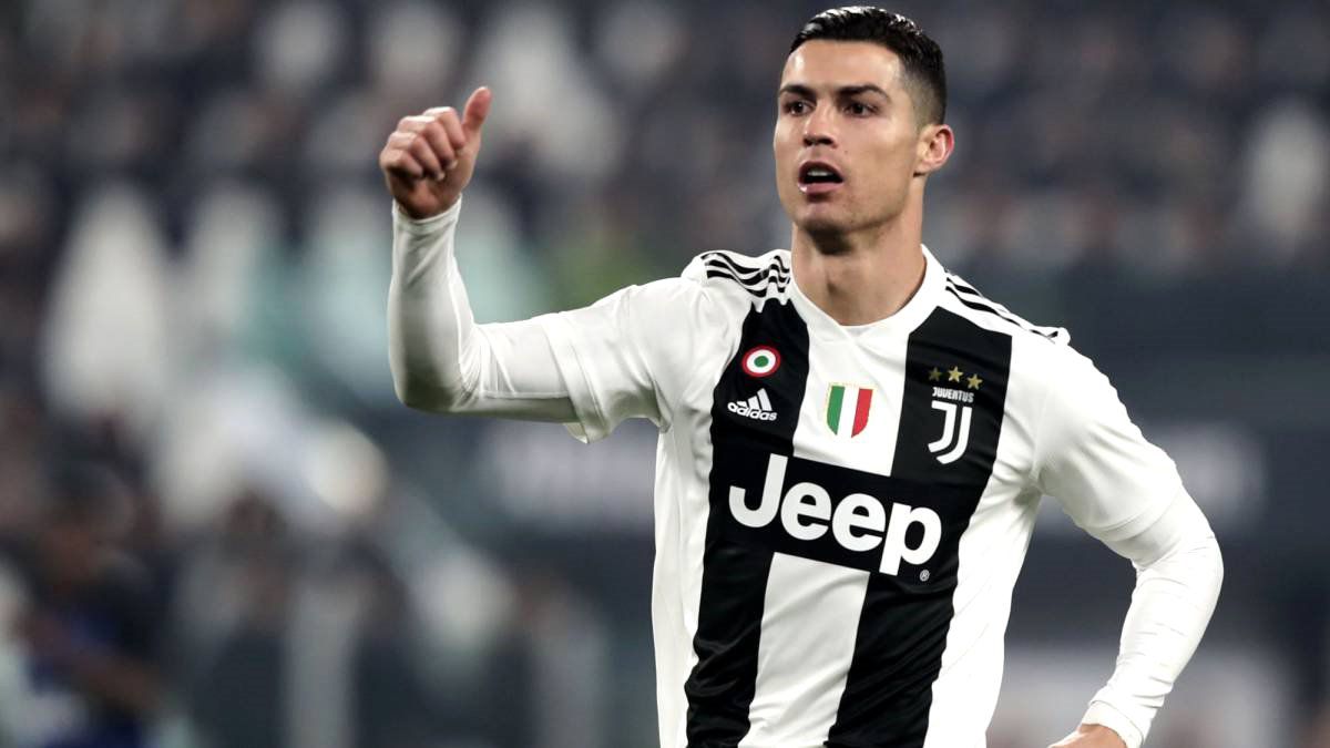 UEFA, Cristiano Ronaldo'ya 20 Bin Euro Para Cezası Verdi