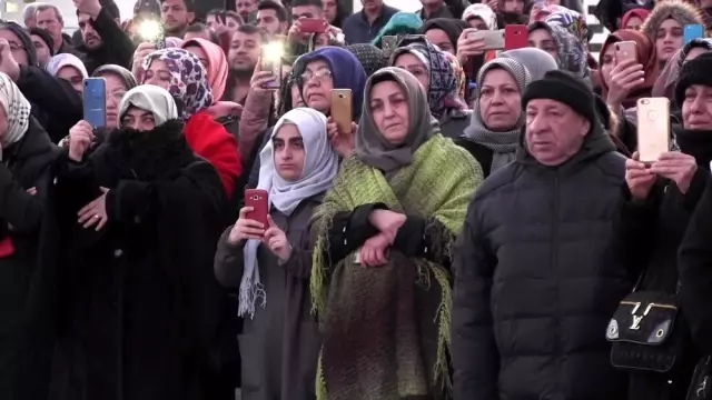 Unesco Dünya Mirası Listesi'ne Eklenen 'Işık Hadisesi' Yoğun İlgiyle İzlendi Unesco Dünya Mirası Listesi'ne Eklenen 'Işık Hadisesi' Yoğun İlgiyle İzlendi