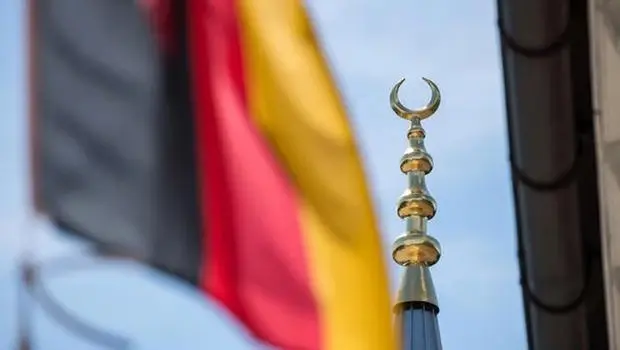 Afd, Minarelerin Yasaklanması İçin Meclise Önerge Verdi Afd, Minarelerin Yasaklanması İçin Meclise Önerge Verdi