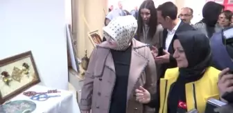 Zehra Bora: Bakan Selçuk: '1 Milyon 250 Bin Kişi de İşkur Aracılığıyla İşe Yerleştirildi' Zehra Bora: Bakan Selçuk: '1 Milyon 250 Bin Kişi de İşkur Aracılığıyla İşe Yerleştirildi'