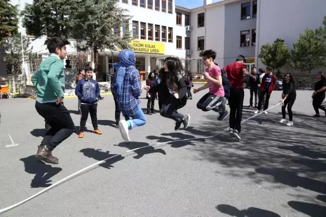 Başkan Yazgı Nevruz Kutlamasına Katıldı Başkan Yazgı Nevruz Kutlamasına Katıldı