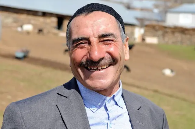 Bingöllü Çobana 'Koyunlarla İmtihanı' Ün Getirdi Bingöllü Çobana 'Koyunlarla İmtihanı' Ün Getirdi