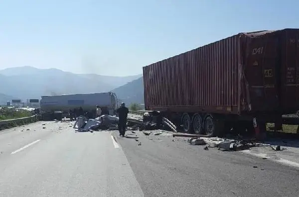 İzmir'de Korkutan Kaza