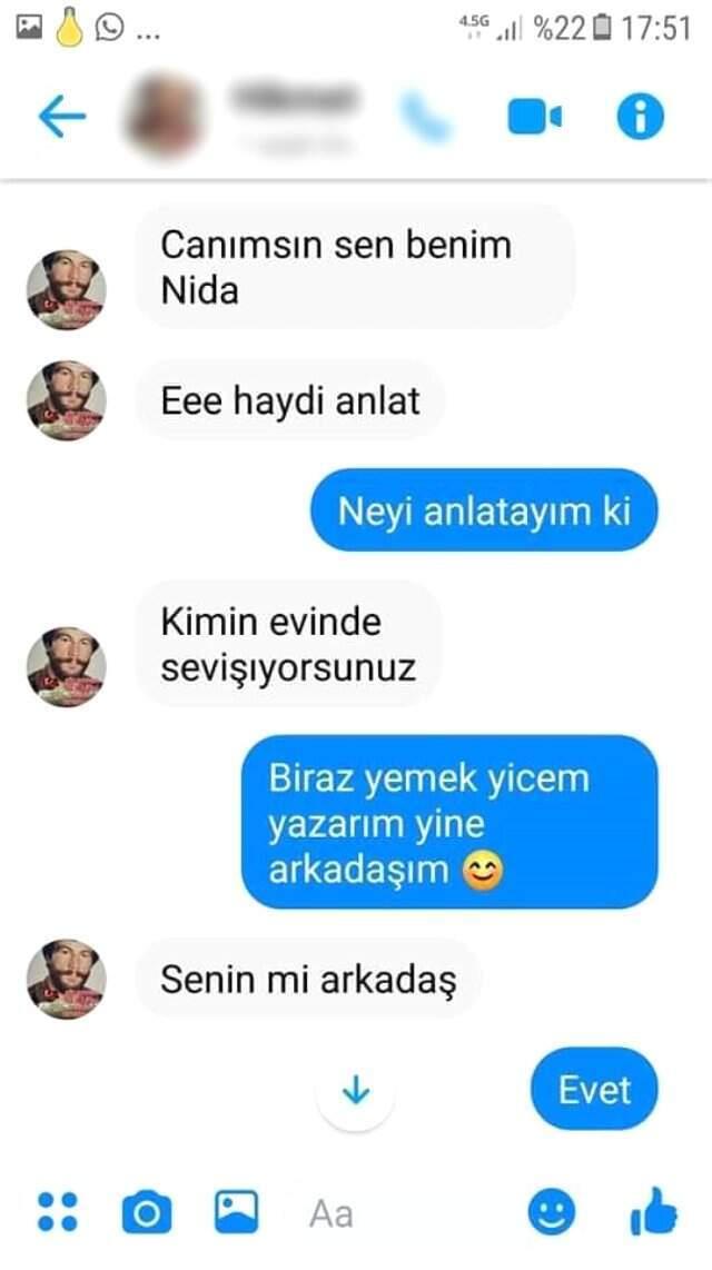 Kızına Cinsel İstismarda Bulunmaya Çalışan Sapığın Mesajlarını İfşa Etti