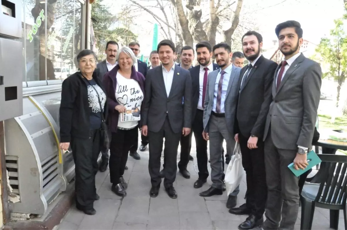 Selman Özboyacı Akşehir'de