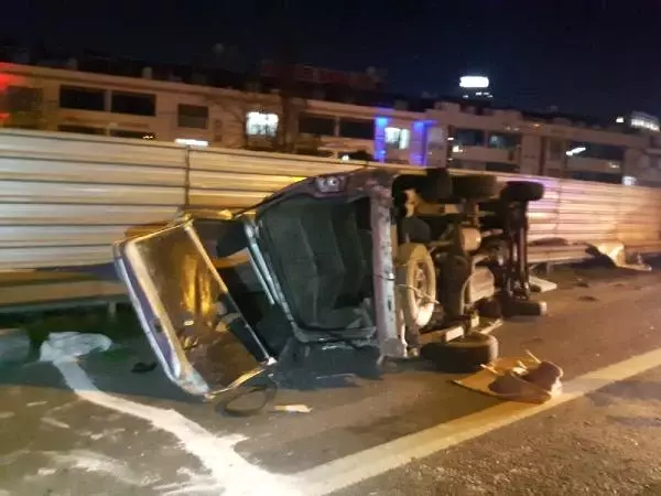 Tem Otoyolu'nda Trafik Kazası: 4 Yaralı