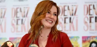 Gülşah Saraçoğlu: 48 Yaşındaki Deniz Seki, Transparan Elbisesiyle Dikkatleri Üzerine Çekti Gülşah Saraçoğlu: 48 Yaşındaki Deniz Seki, Transparan Elbisesiyle Dikkatleri Üzerine Çekti