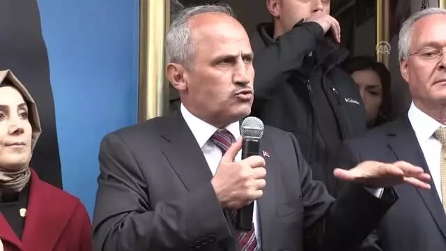 Bakan Turhan: 'Bu Milletin Önünde Durulamayacağını Sizler Göstereceksiniz' Bakan Turhan: 'Bu Milletin Önünde Durulamayacağını Sizler Göstereceksiniz'