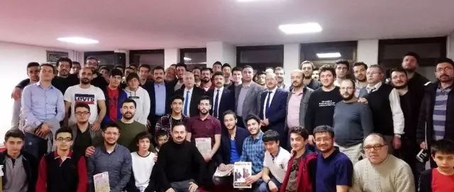 Btp Adayı Mustafa Pak, Gençlere Atatürk'ü Örnek Almalarını Öğütledi