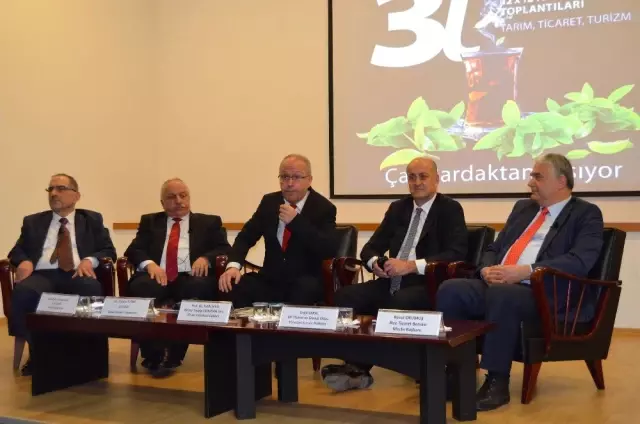 Çay Bardaktan Taşıyor' Paneli