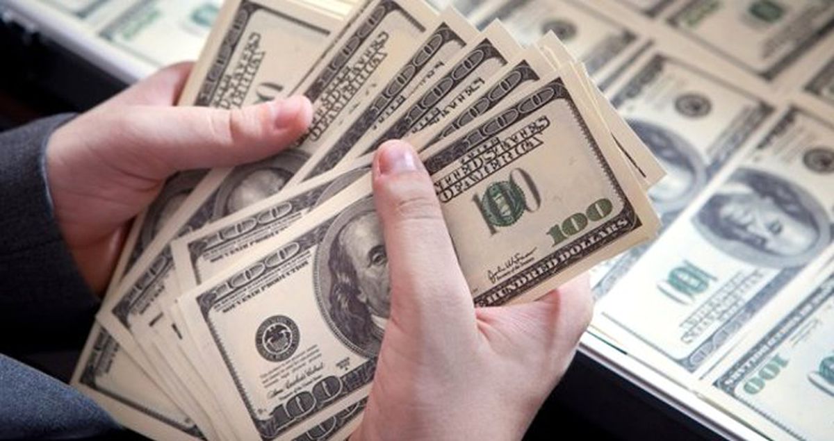 Dün 5,84'le Zirveyi Gören Dolar, Yeni Güne Düşüşle Başladı