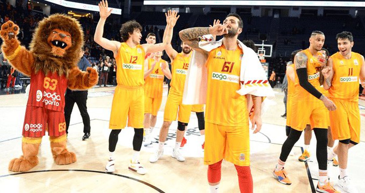Galatasaray Derbide Beşiktaş'ı Yendi, Avantaj Yakaladı
