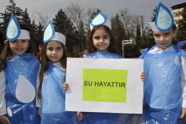 Minik Gkv'liler Dünya Su Gününde Yağmur Olup Yağdılar Minik Gkv'liler Dünya Su Gününde Yağmur Olup Yağdılar