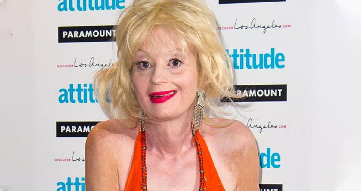 Televizyon Yıldızı Lauren Harries, Sevgilisiyle İlişkiye Girerken Yanlışlıkla Canlı Yayın Yaptı